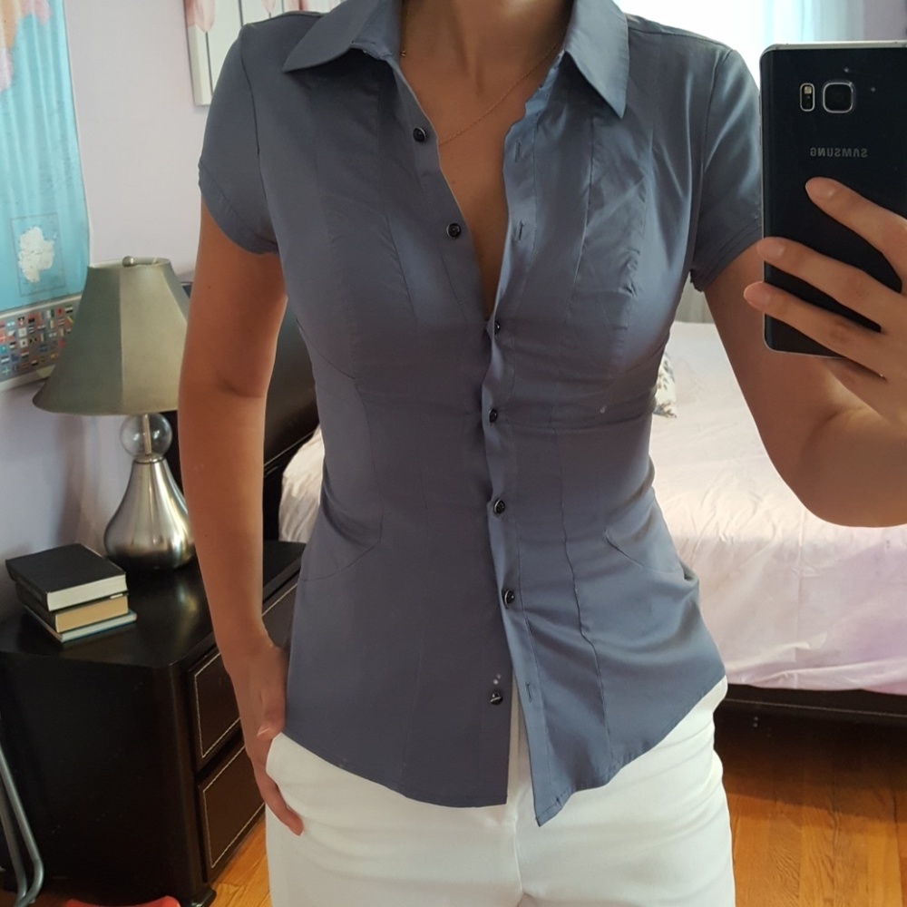 Bebe button down shirt sleeve shirt